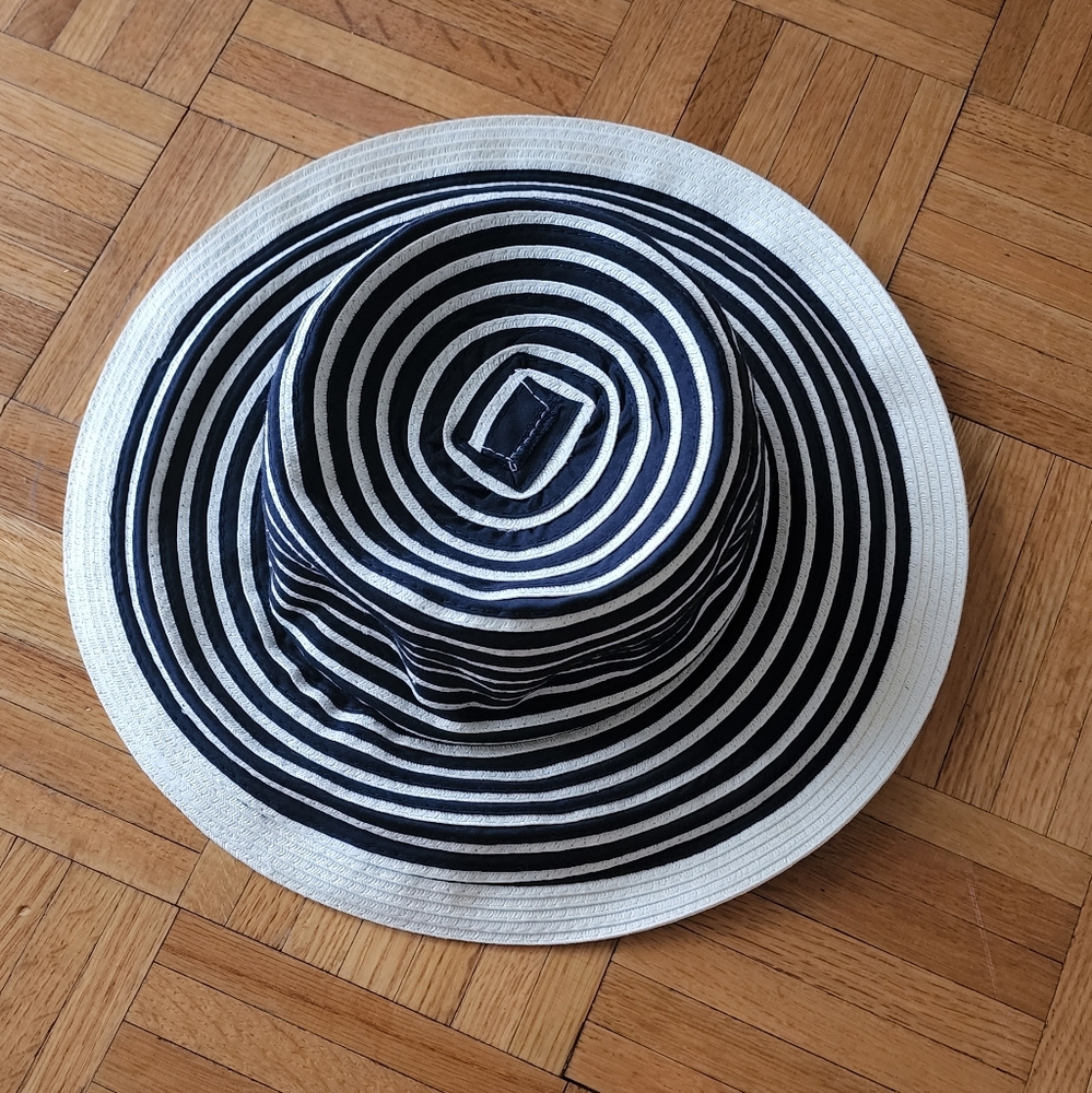 Brand New Barbour Navy and White Striped Hat With Tags